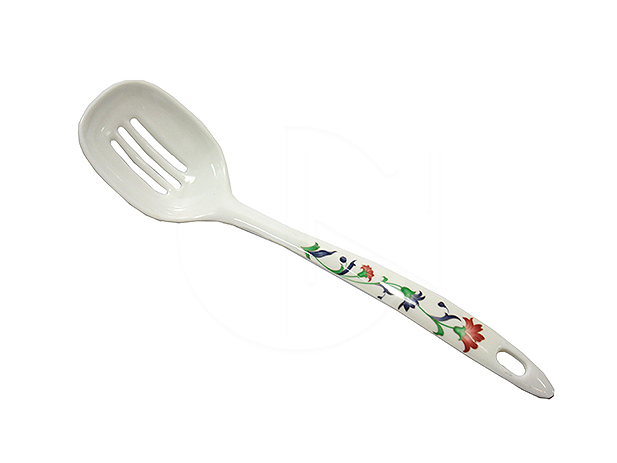 104 CX<br>Flower Plastic Rice Scoop<br>花柄铭孔咖哩匙