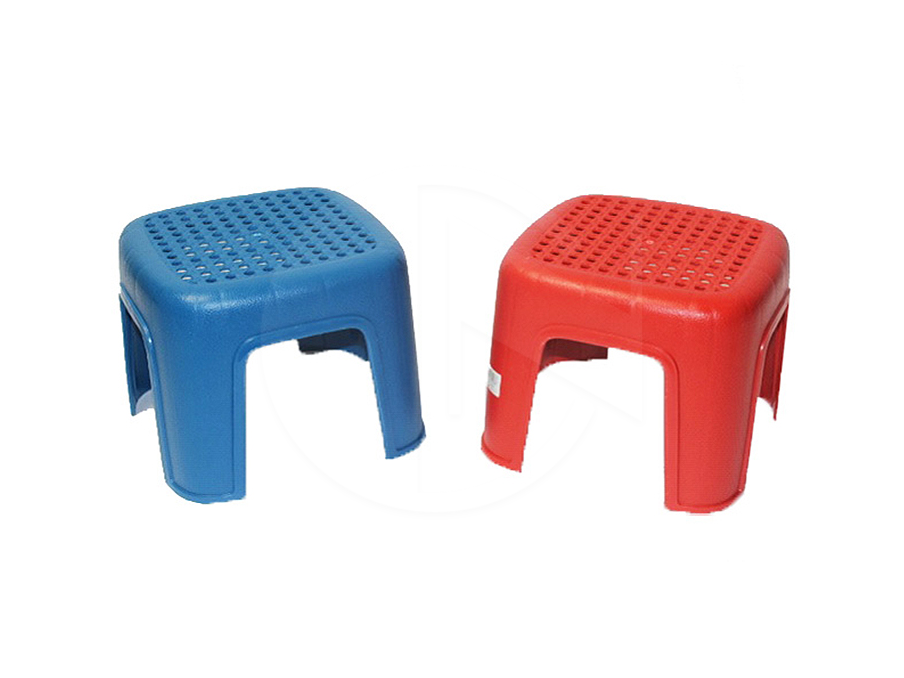 QY-1002<br>Plastic Stool<br>方 格 凳 子